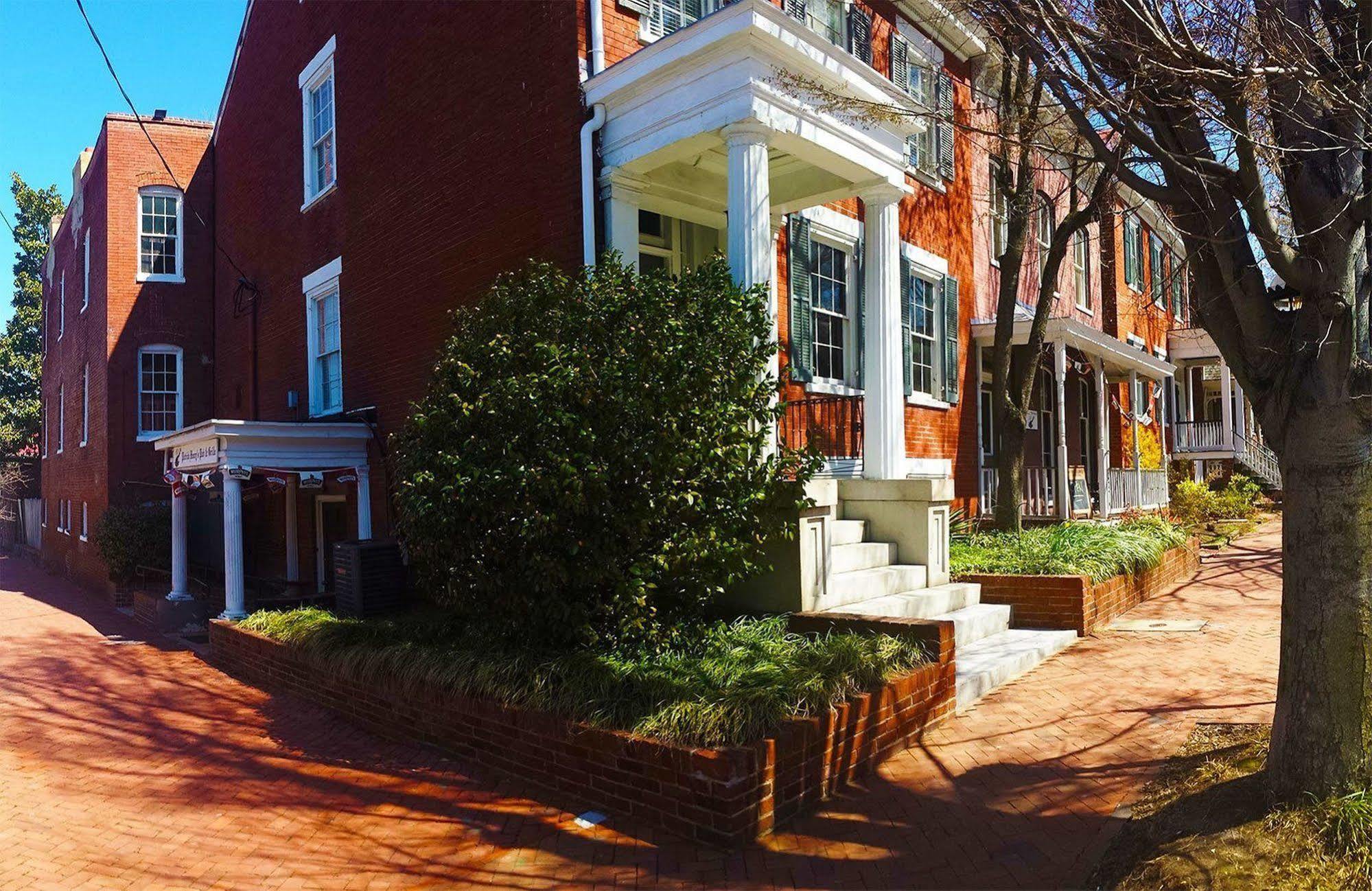 Inn At Patrick Henry'S Richmond Esterno foto