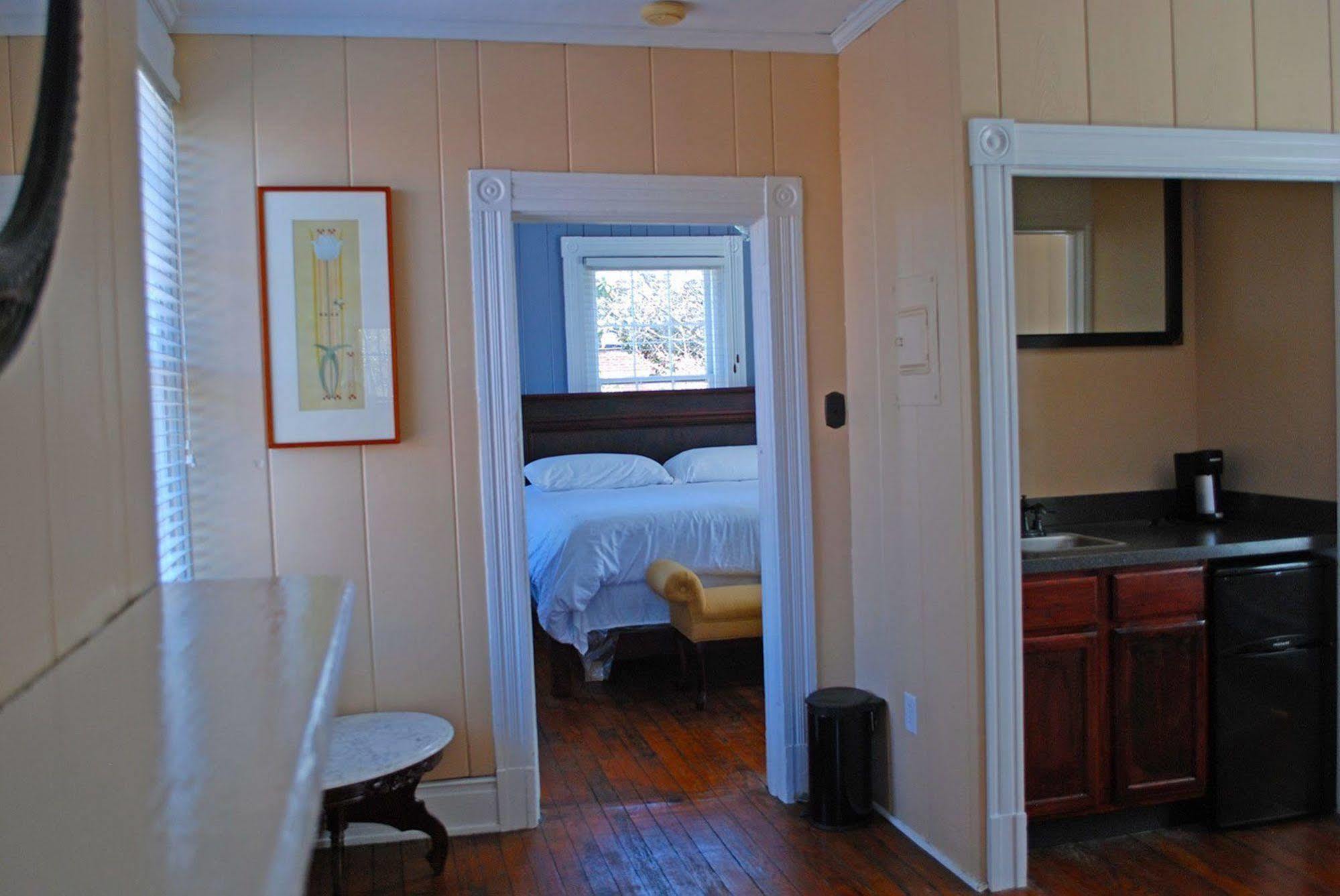 Inn At Patrick Henry'S Richmond Esterno foto